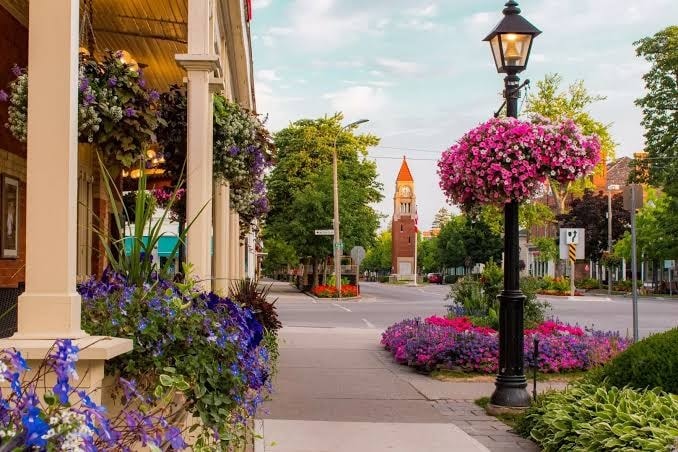 Queen Street in Niagara-on-the-Lake